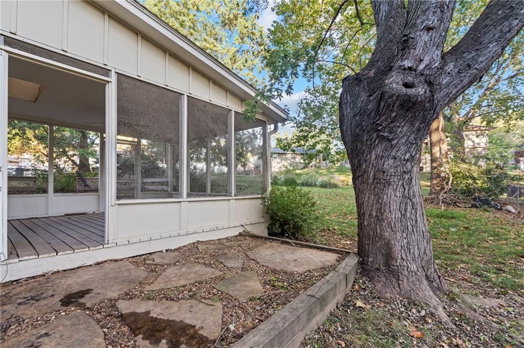 3813 Queen Ridge Drive — photo 28
