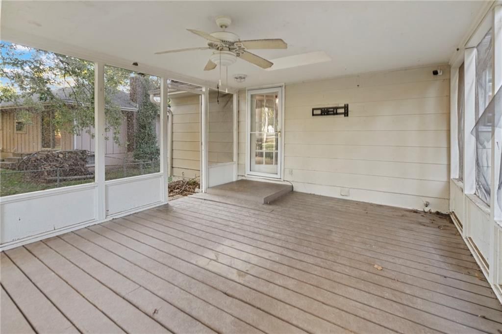 3813 Queen Ridge Drive — photo 31