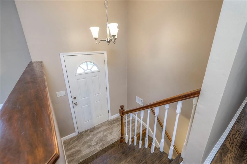 Photo 5 of 35 - 6701 E 135th Street