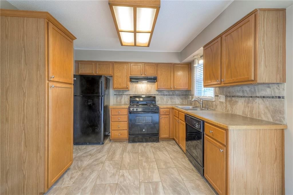Photo 15 of 35 - 6701 E 135th Street