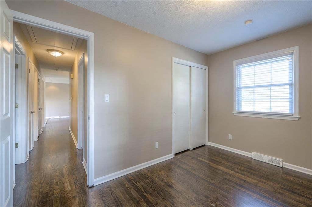 Photo 21 of 35 - 6701 E 135th Street