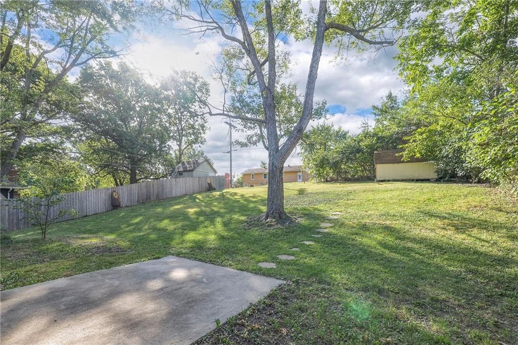 Photo 31 of 35 - 6701 E 135th Street