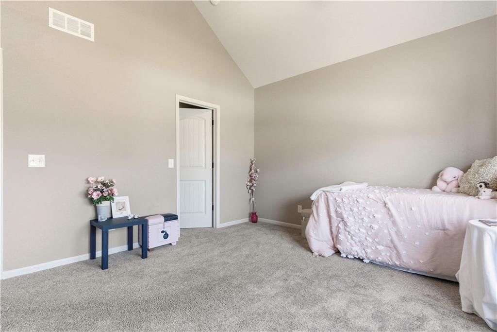 9315 N Genessee Street — photo 33