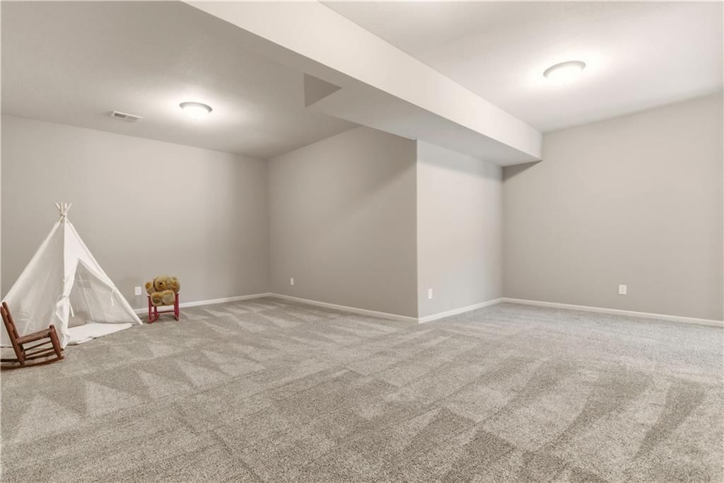 9315 N Genessee Street — photo 42