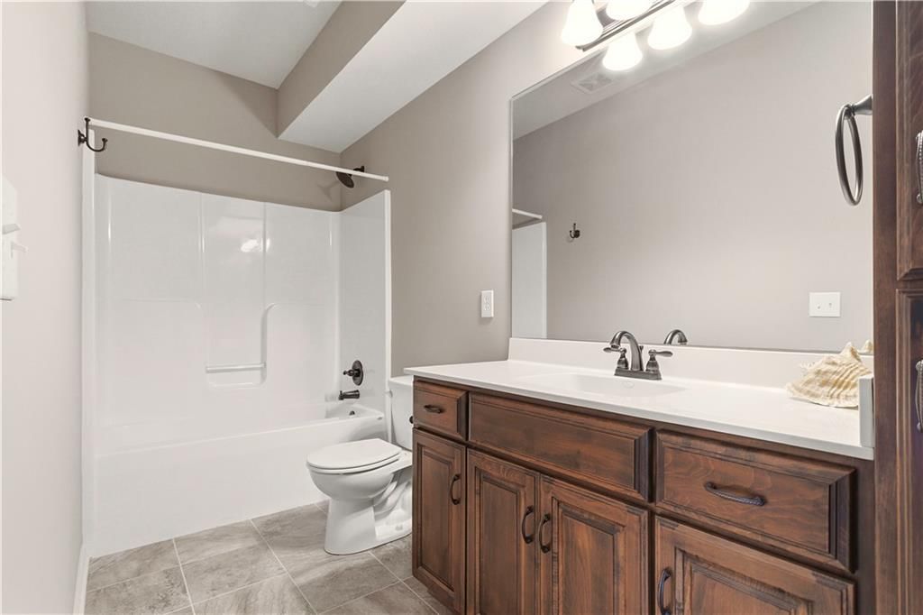 9315 N Genessee Street — photo 48