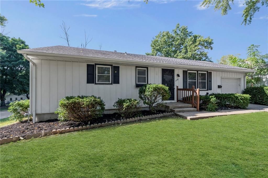 13122 Winchester Avenue — photo 3