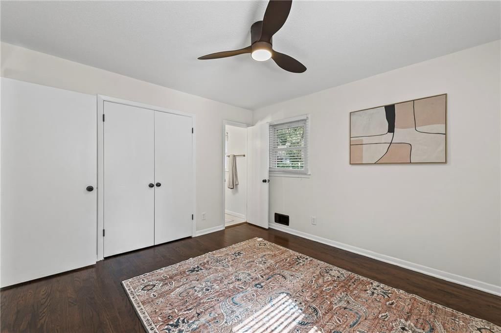 13122 Winchester Avenue — photo 18