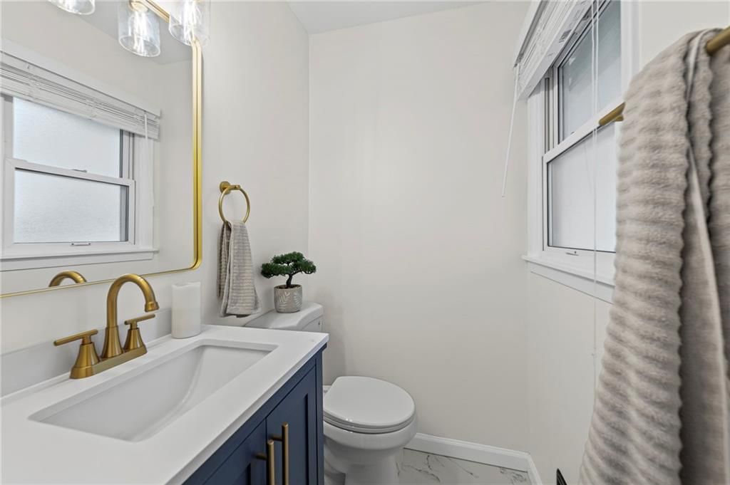13122 Winchester Avenue — photo 20