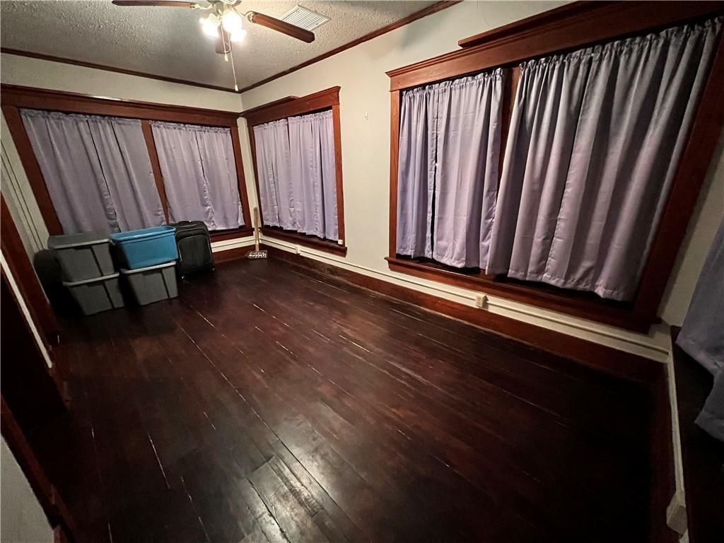902 Illinois Street — photo 7