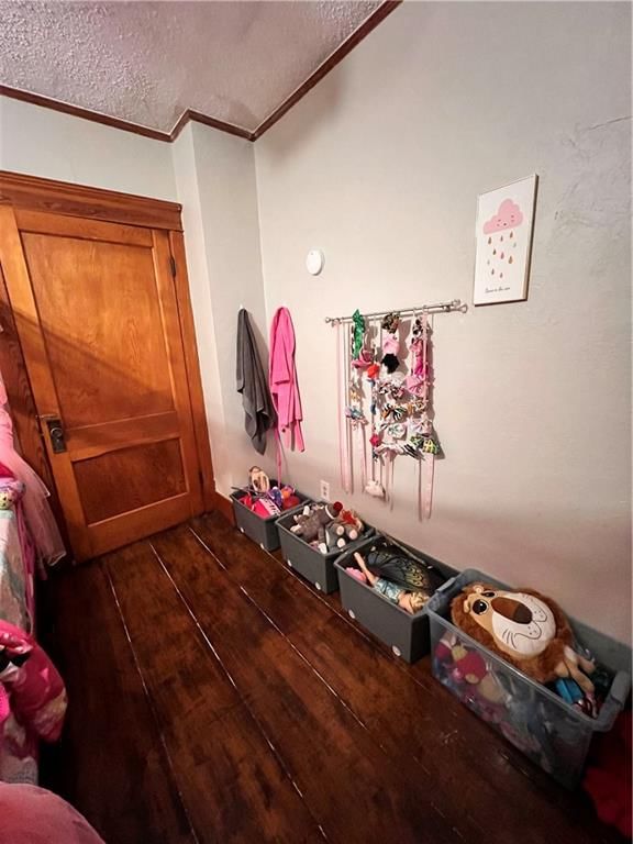 902 Illinois Street — photo 11