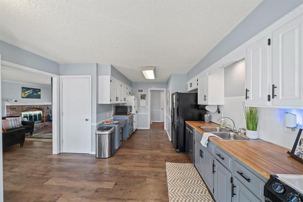 11445 W 106th Street — photo 5