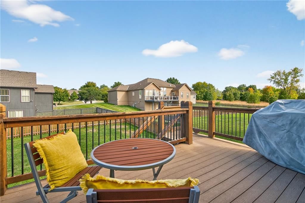 117 S Westglen Drive — photo 4