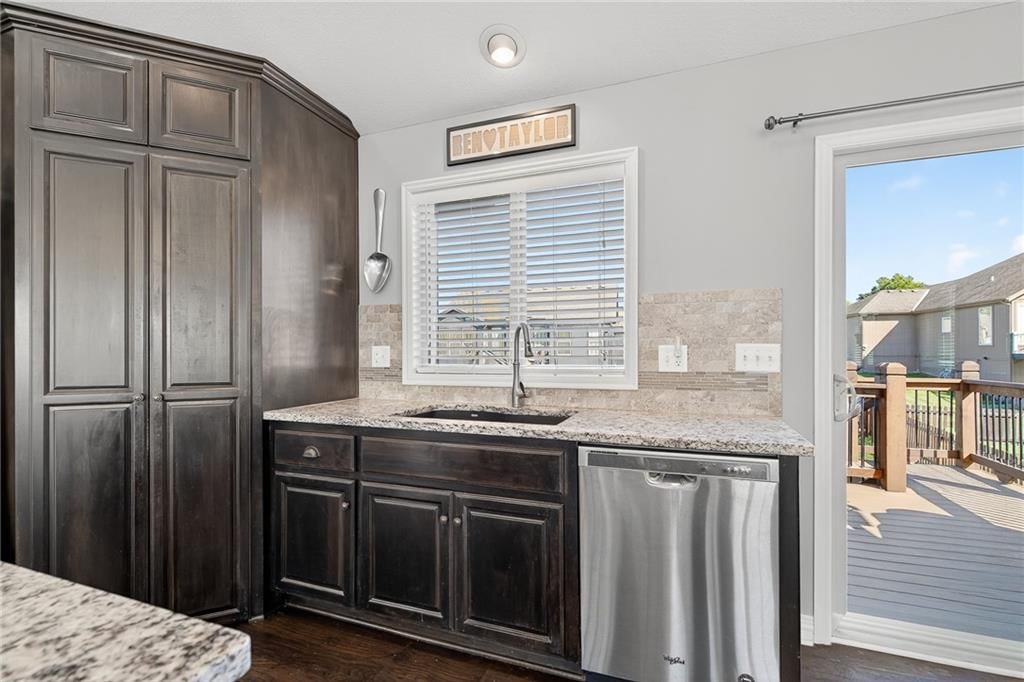 117 S Westglen Drive — photo 11