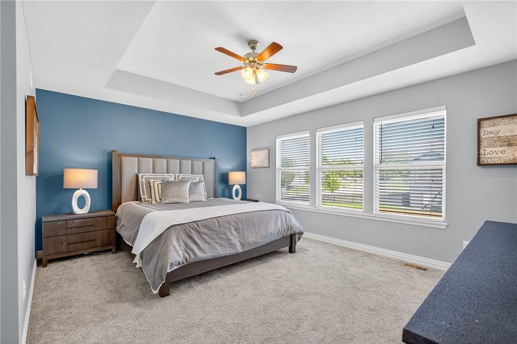 117 S Westglen Drive — photo 15