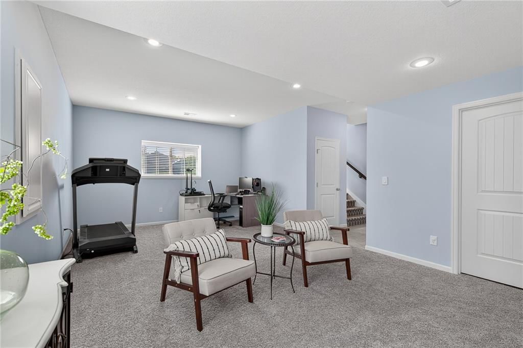 117 S Westglen Drive — photo 24