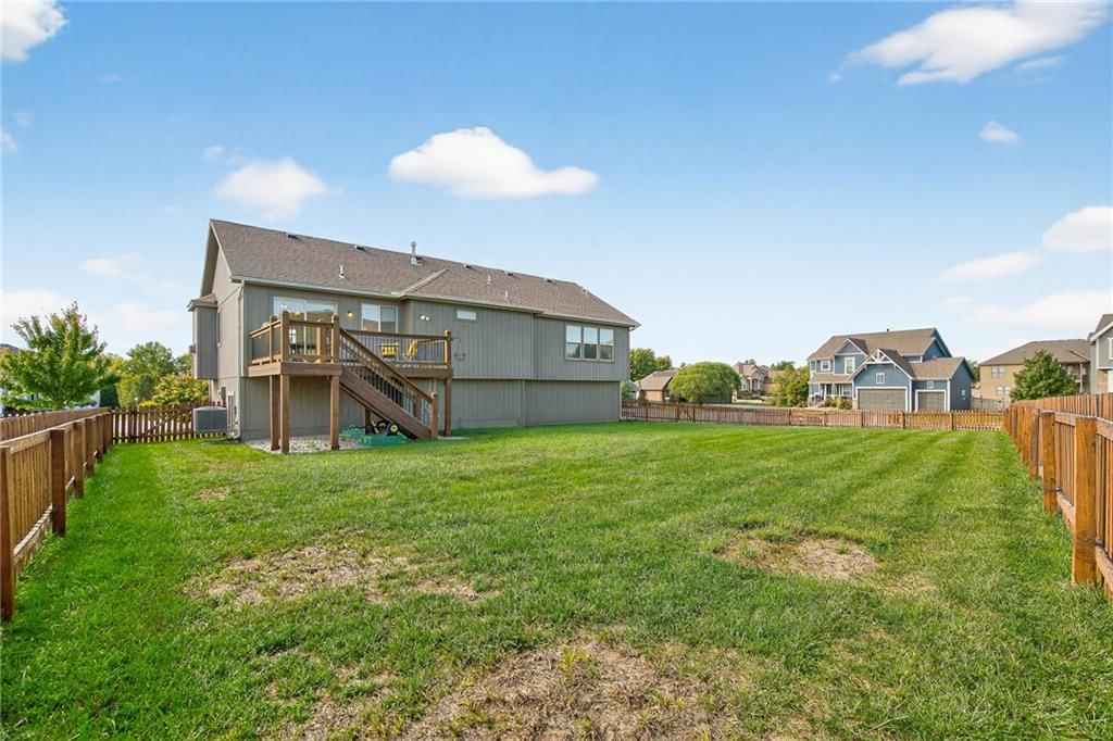 117 S Westglen Drive — photo 32