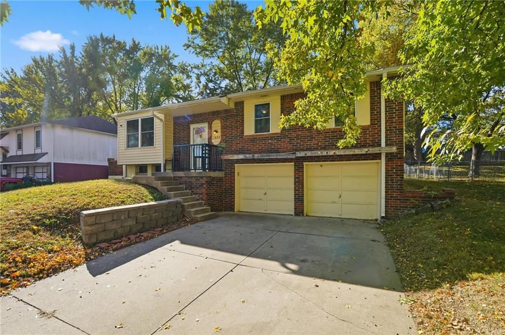1620 N BELVIDERE Avenue — photo 35