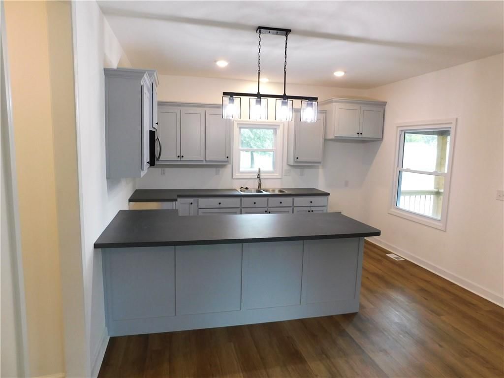 104 E Baltic Street — photo 6