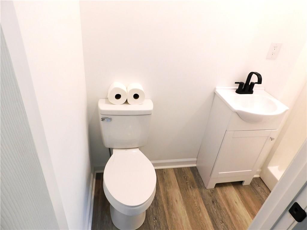 104 E Baltic Street — photo 16