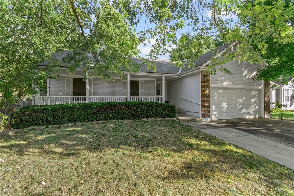 407 SE Hamilton Court — photo 4