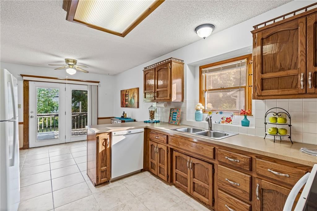 407 SE Hamilton Court — photo 10