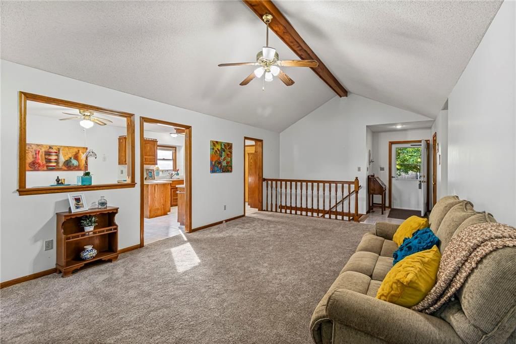 407 SE Hamilton Court — photo 11
