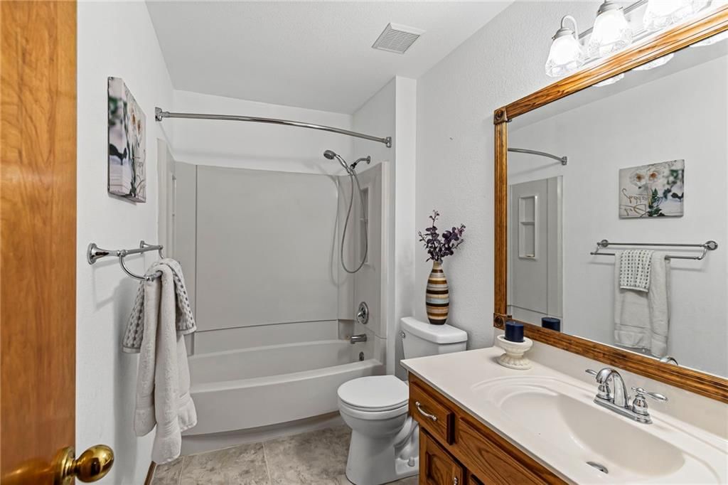 407 SE Hamilton Court — photo 13