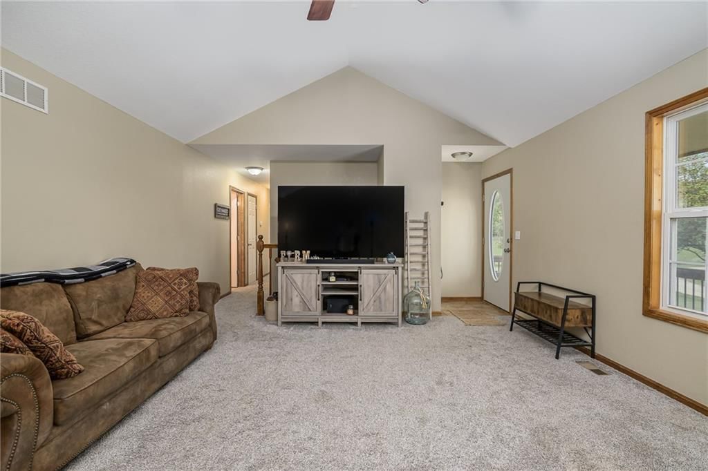 25011 Garrett Road — photo 7