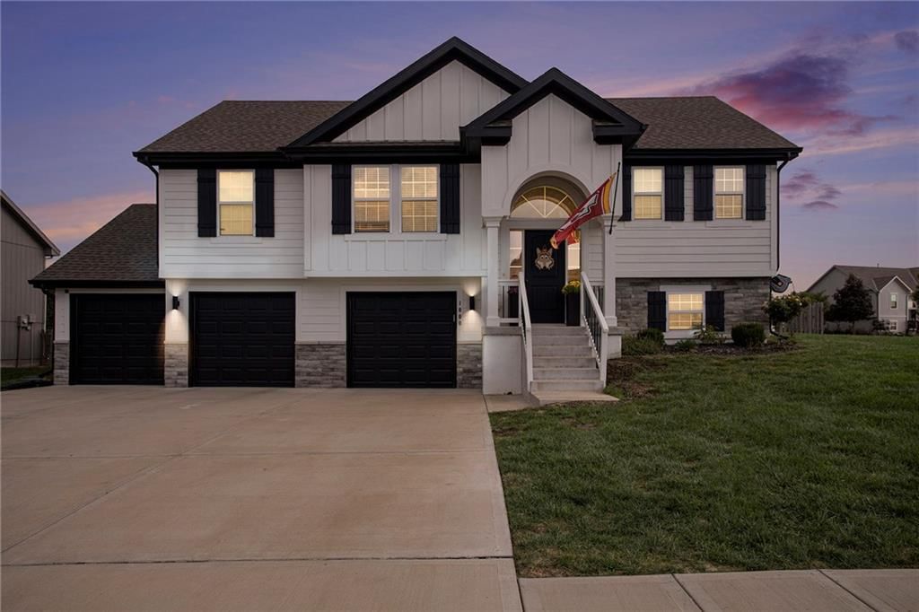 1000 W 10th Avenue, Kearney, MO