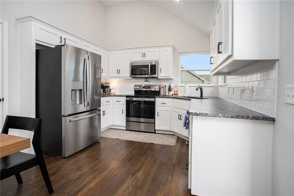 1000 W 10th Avenue — photo 11