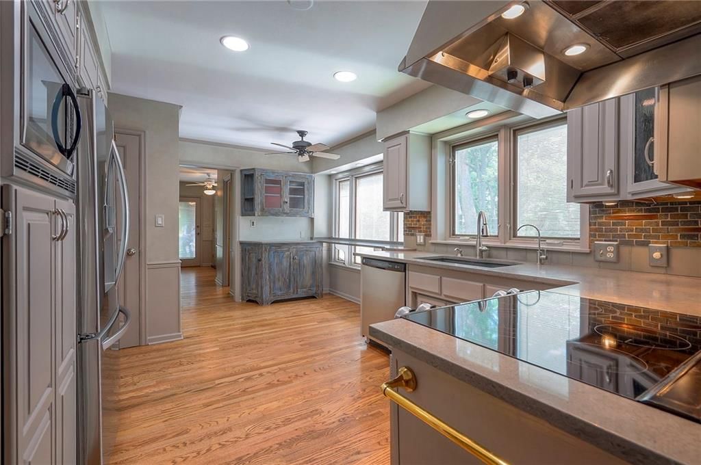 9015 Outlook Drive — photo 18