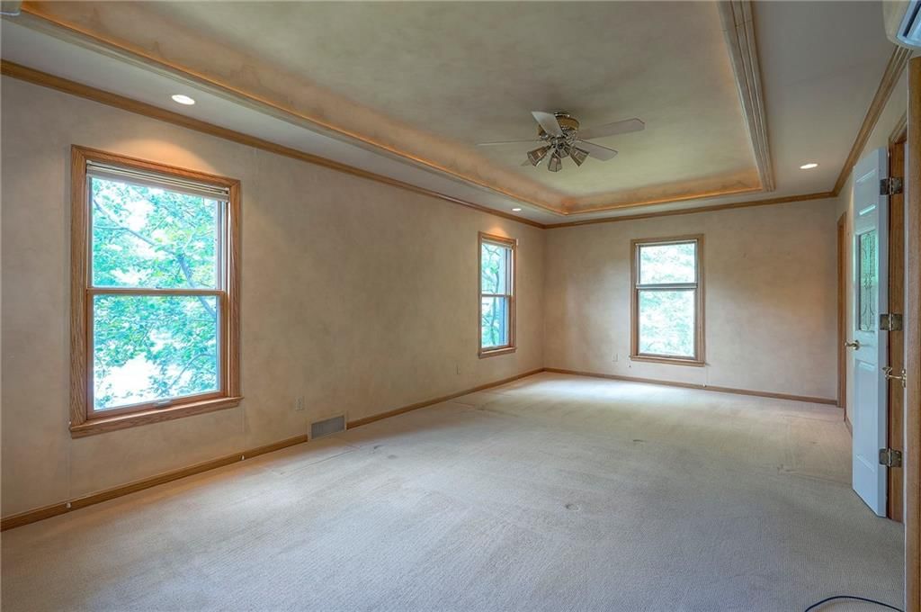 9015 Outlook Drive — photo 27