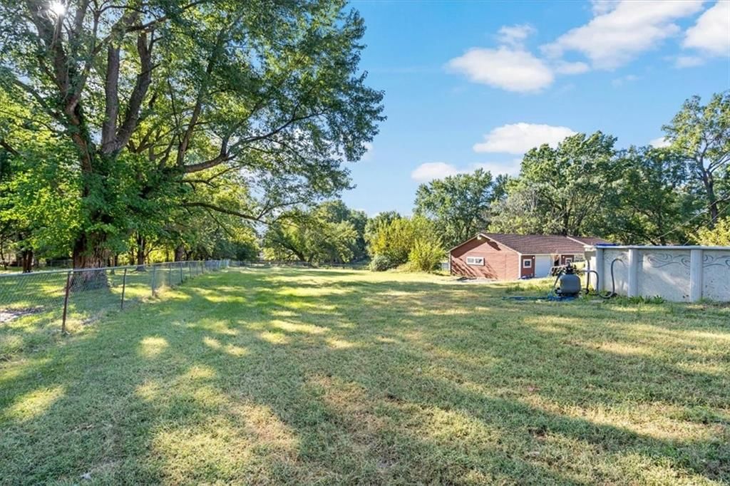 5403 Blue Ridge Boulevard — photo 17