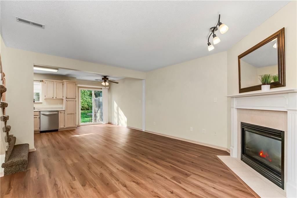Photo 8 of 23 - 707 SE 14th Street
