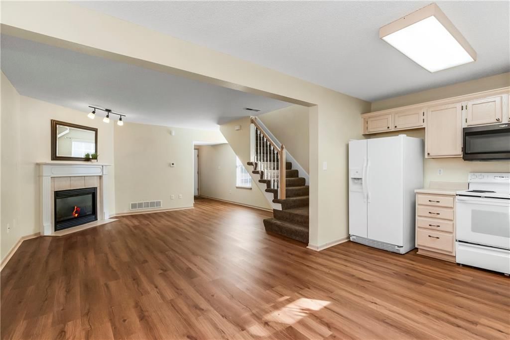 Photo 9 of 23 - 707 SE 14th Street