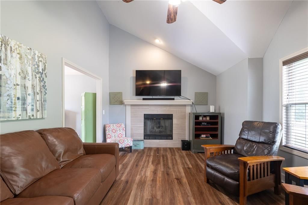 207 Breezeway Lane — photo 5