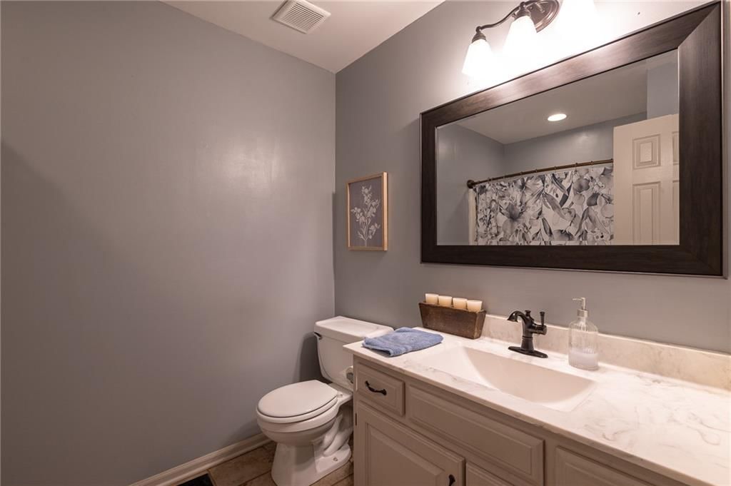 207 Breezeway Lane — photo 13