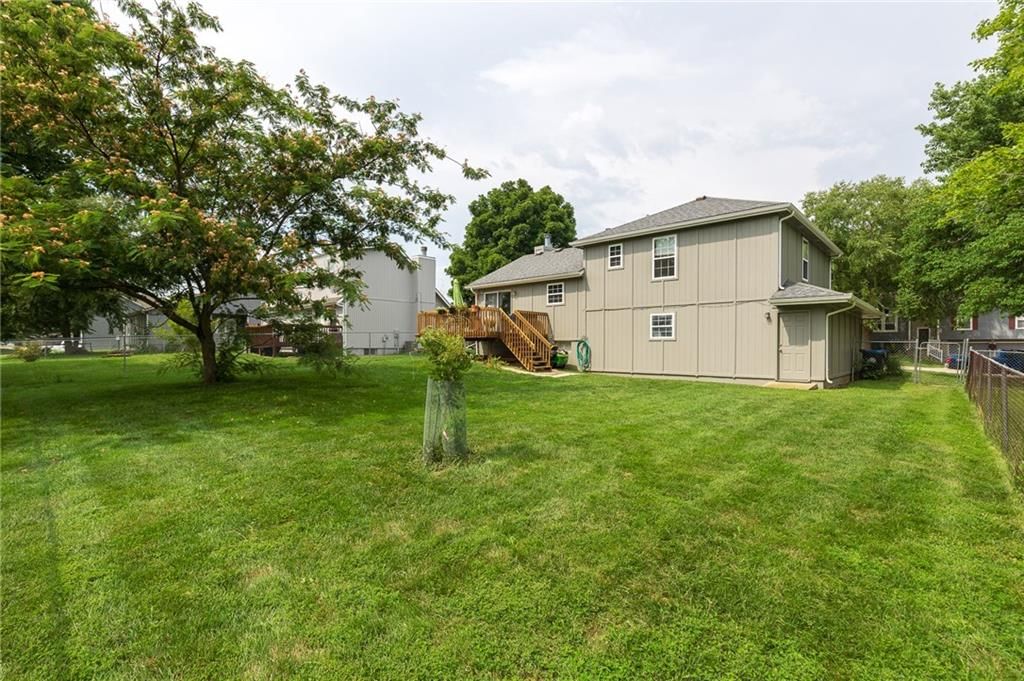 207 Breezeway Lane — photo 23