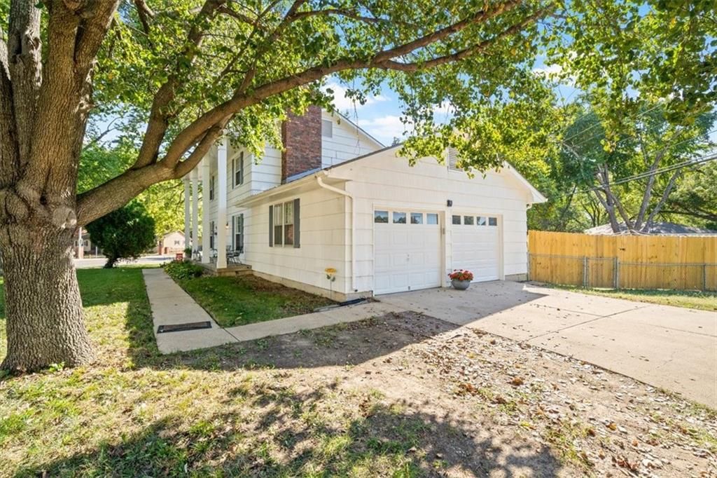10300 Nall Avenue — photo 20
