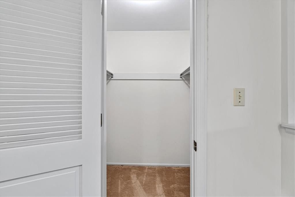 5729 Metcalf Court — photo 21