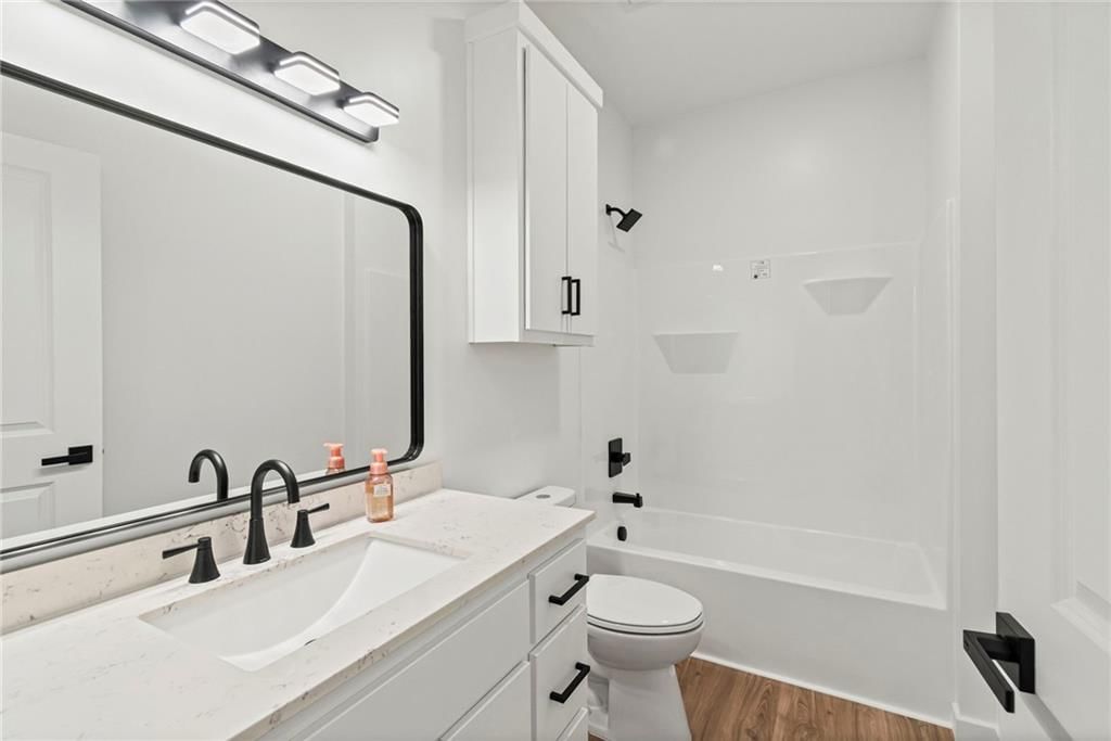 1219 Paton Street — photo 19