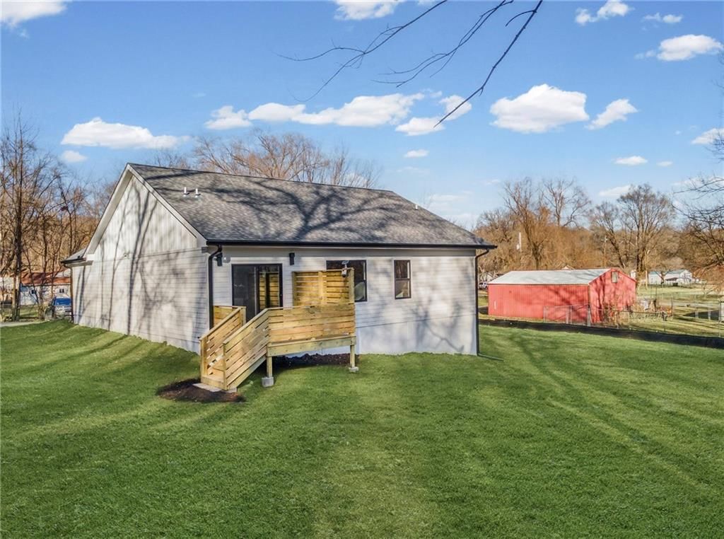 1219 Paton Street — photo 26