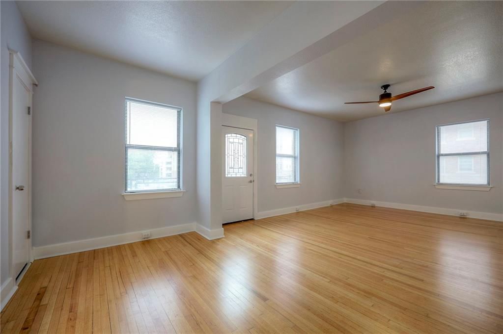 220 W Armour Boulevard — photo 20