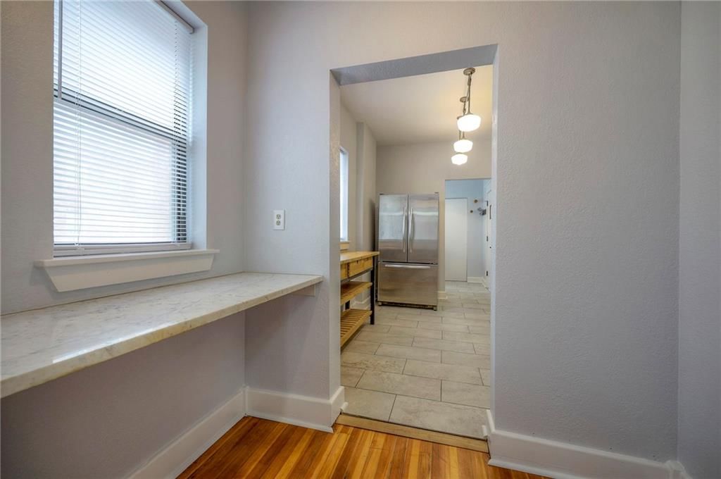220 W Armour Boulevard — photo 24