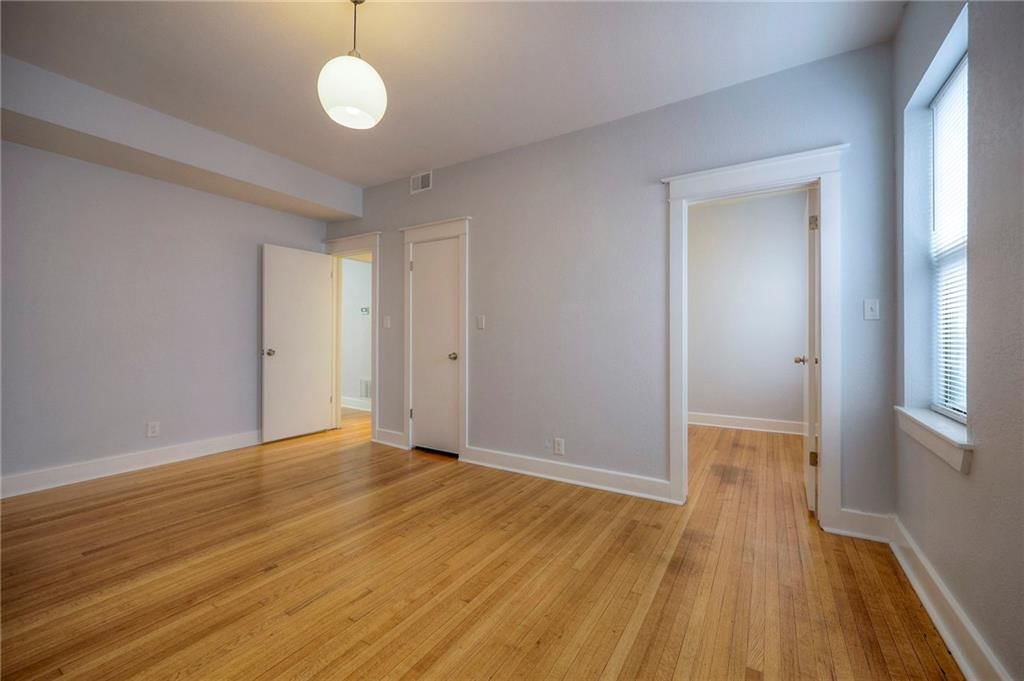 220 W Armour Boulevard — photo 32