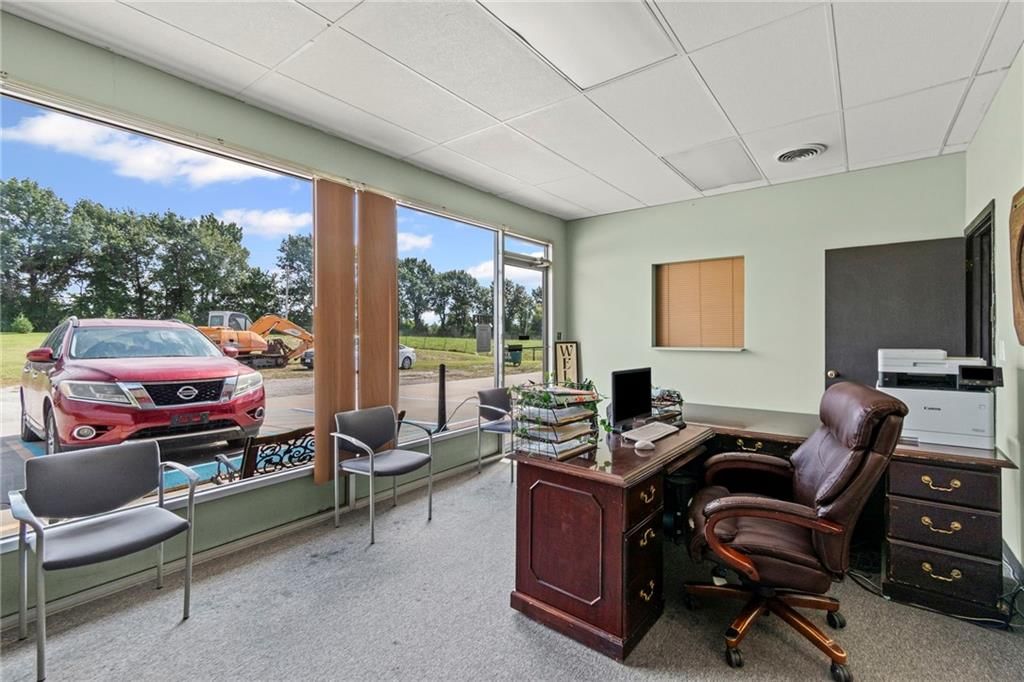 3160 W Arrow Street — photo 10