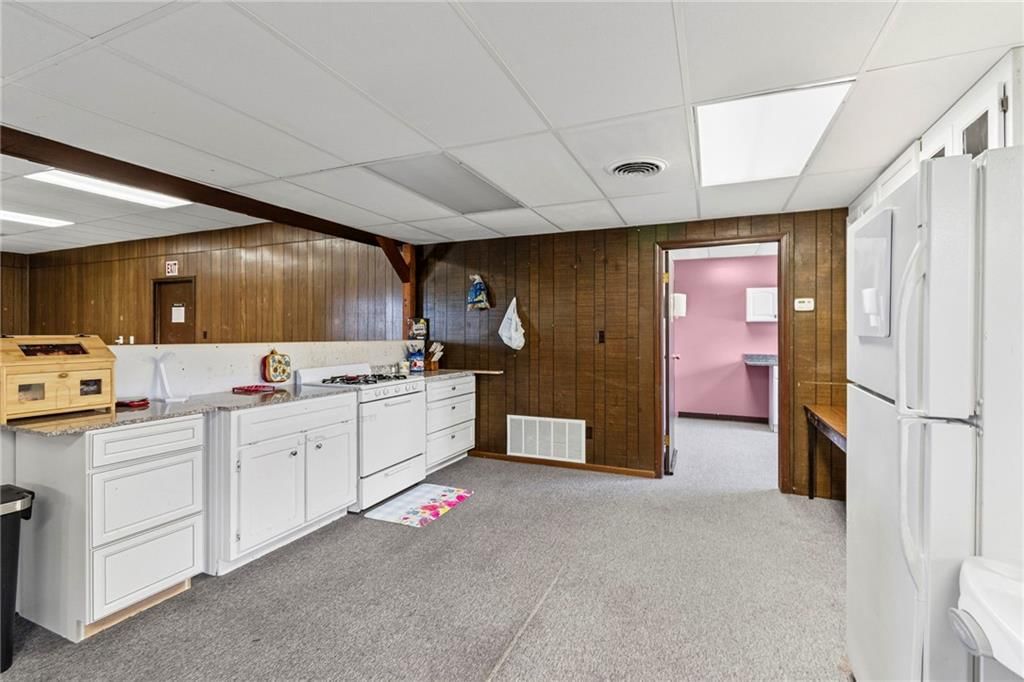 3160 W Arrow Street — photo 18