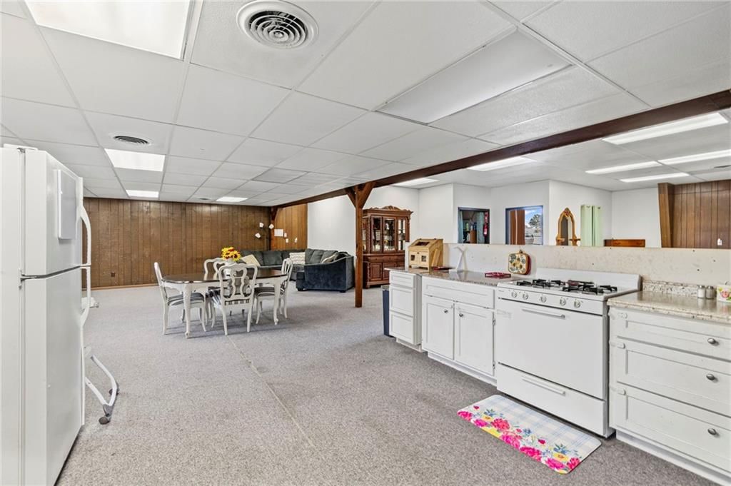 3160 W Arrow Street — photo 20