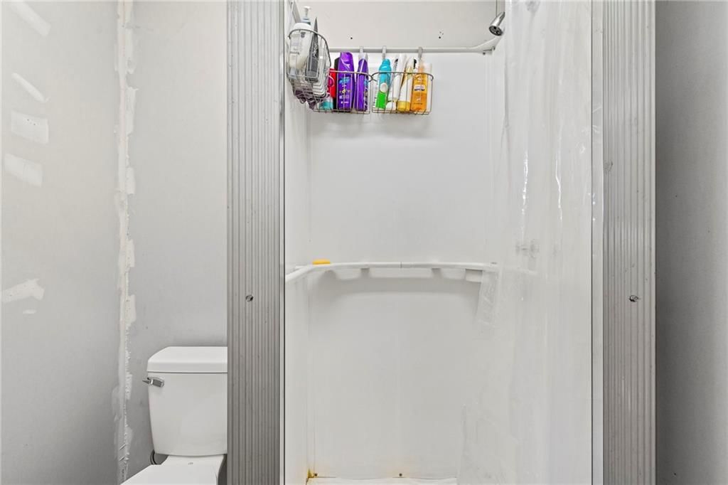 3160 W Arrow Street — photo 29