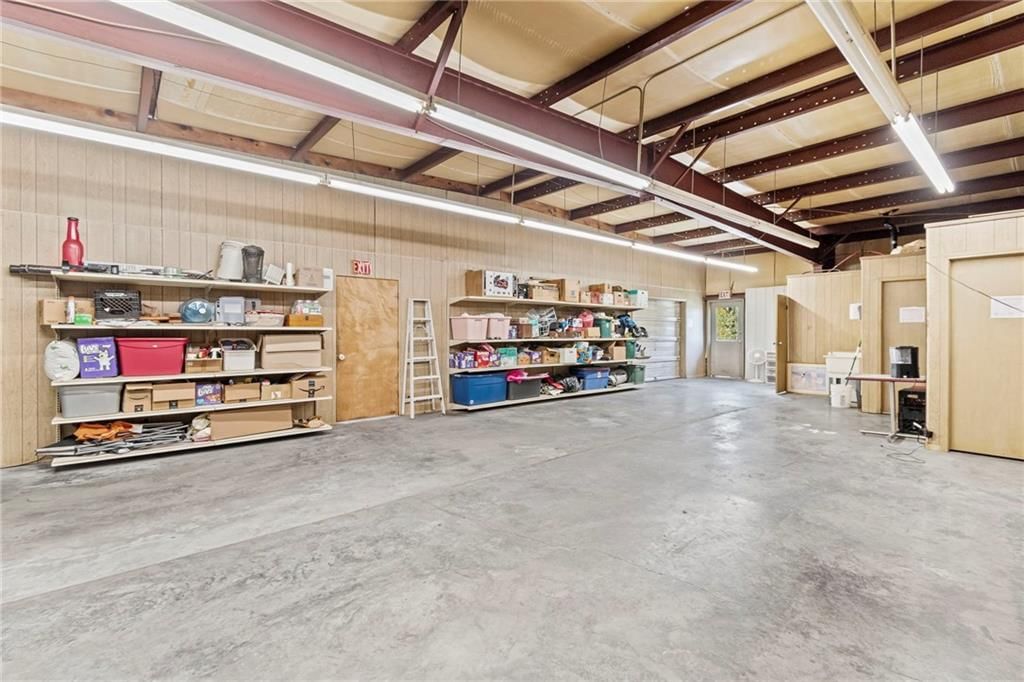 3160 W Arrow Street — photo 32